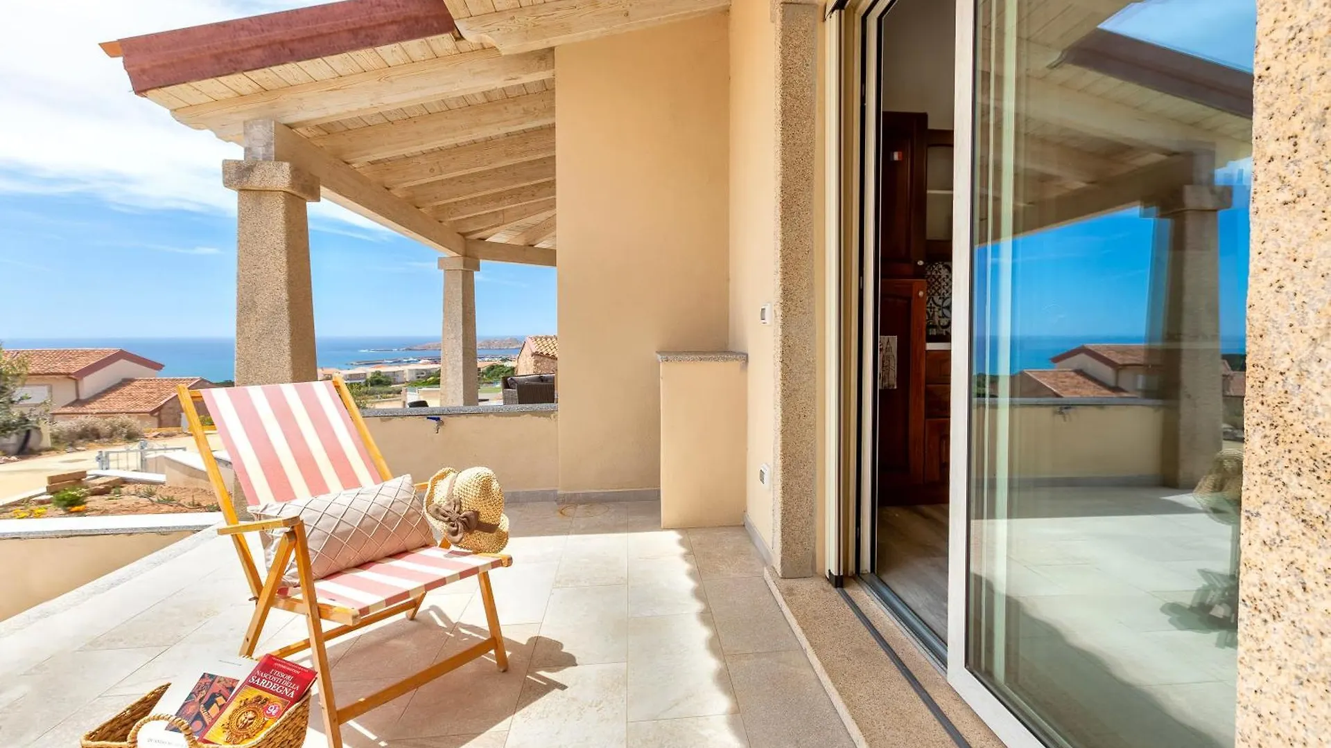 La Perla Del Mare Apartamento Isola Rossa  Itália