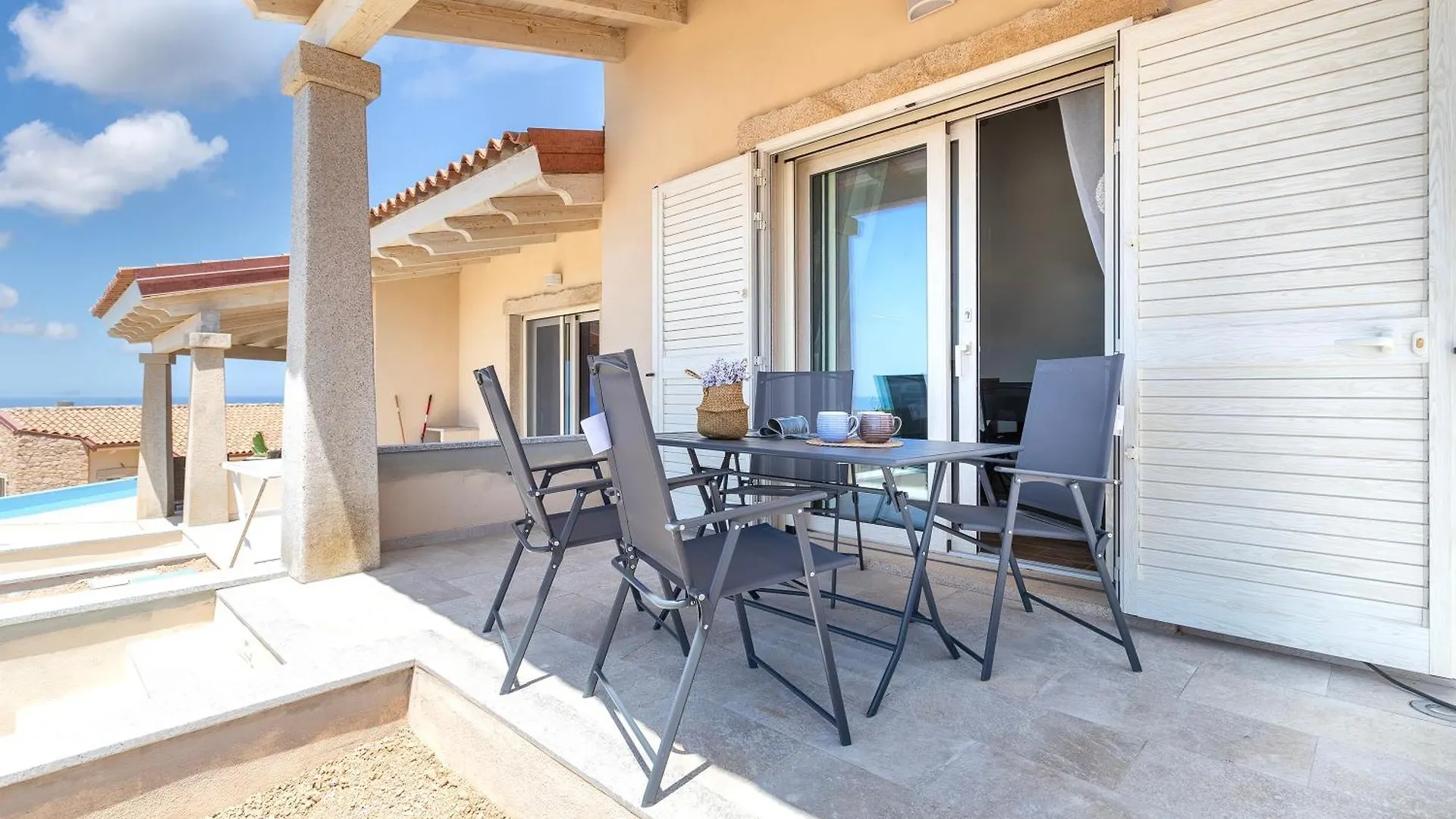 La Perla Del Mare Apartamento Isola Rossa  Itália